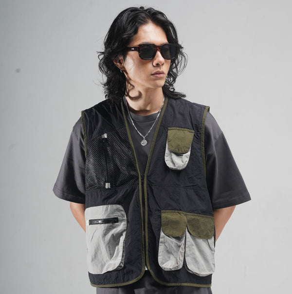 Vest Parasut Halls Black