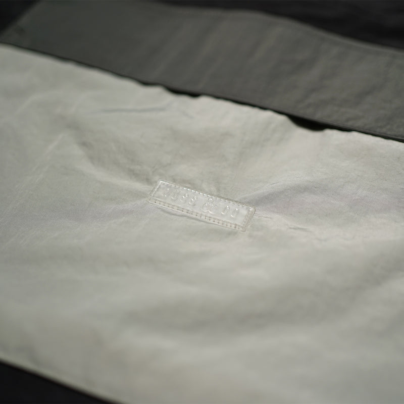 Russ Vest Parasut Halls Black