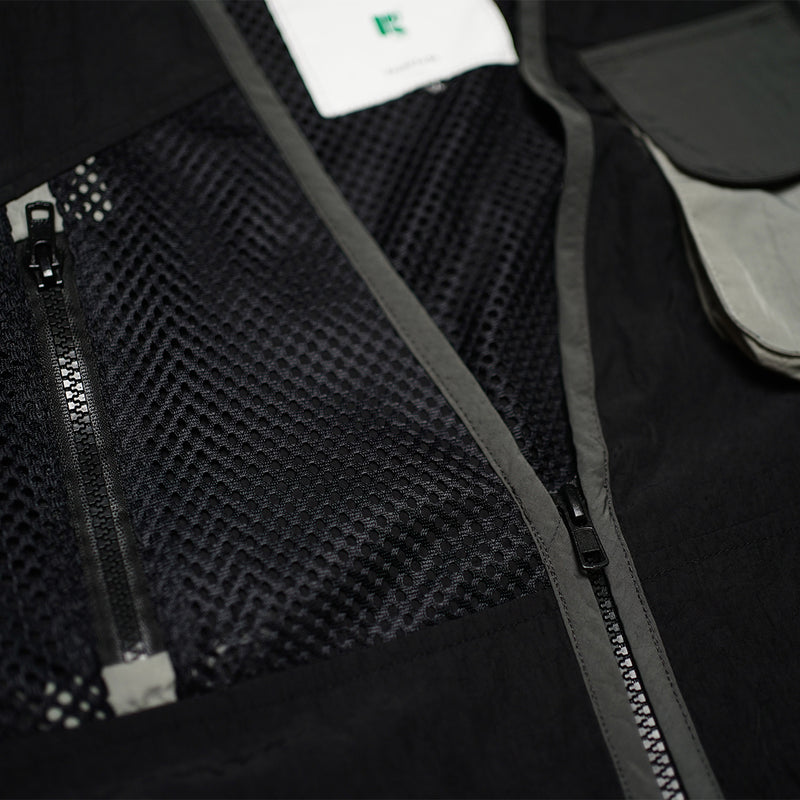 Russ Vest Parasut Halls Black